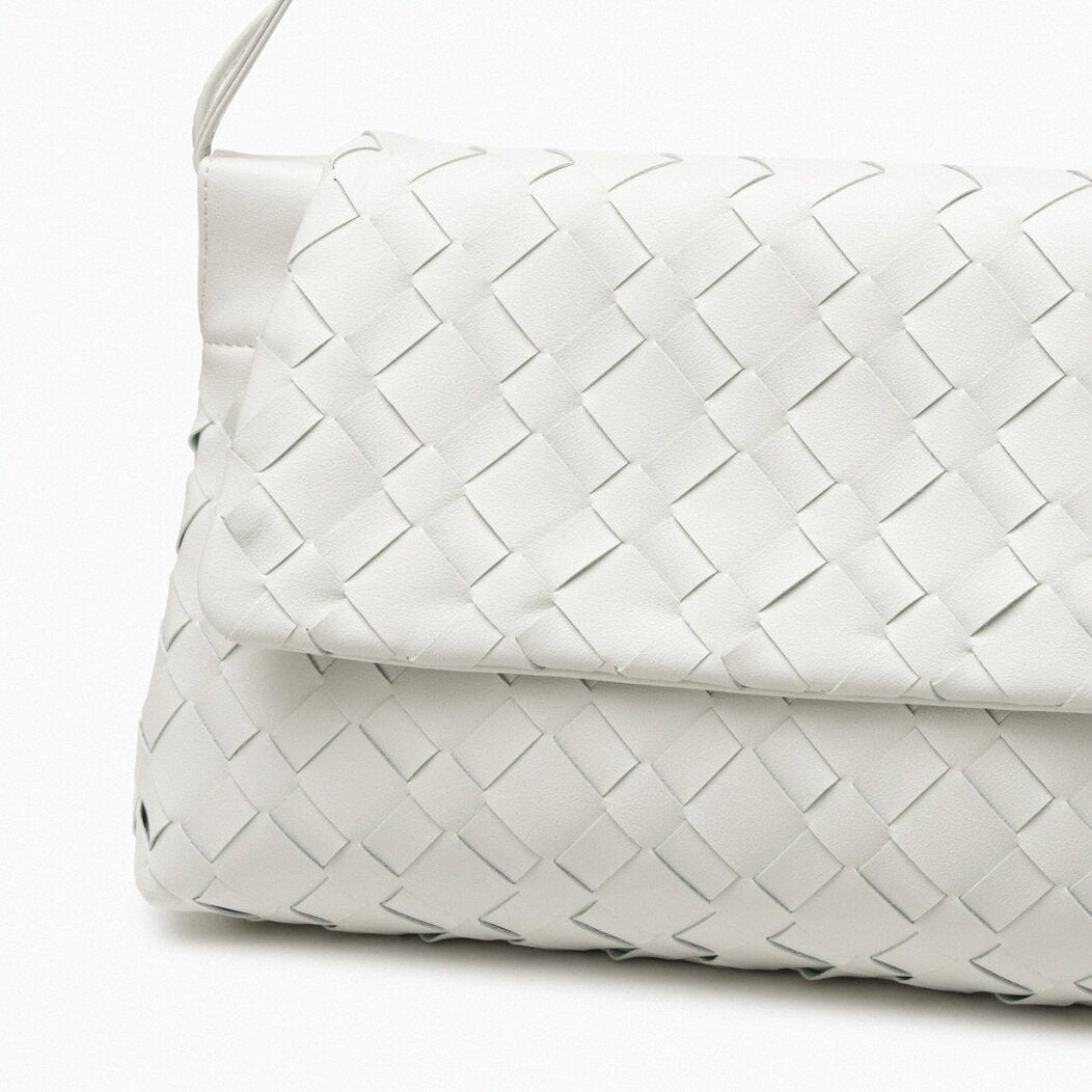 Elora Shoulder Bag