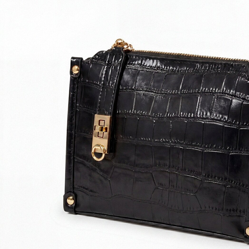 Dominique Crossbody